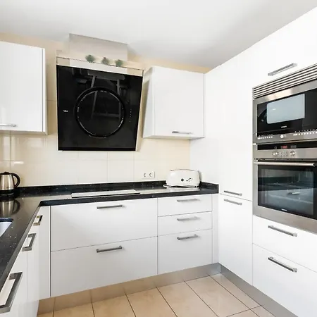 Ferienhaus Sara De Lujo Piscina Privada Climatizada *